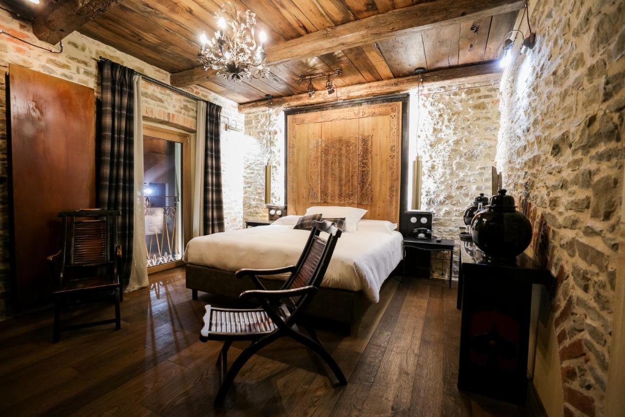 La Piazzetta Degli Artisti - Boutique B&B Bossolasco Eksteriør billede
