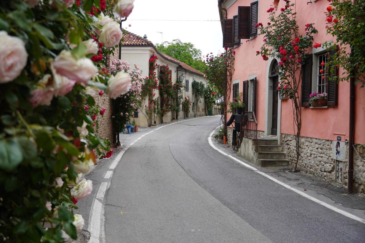 La Piazzetta Degli Artisti - Boutique B&B Bossolasco Eksteriør billede