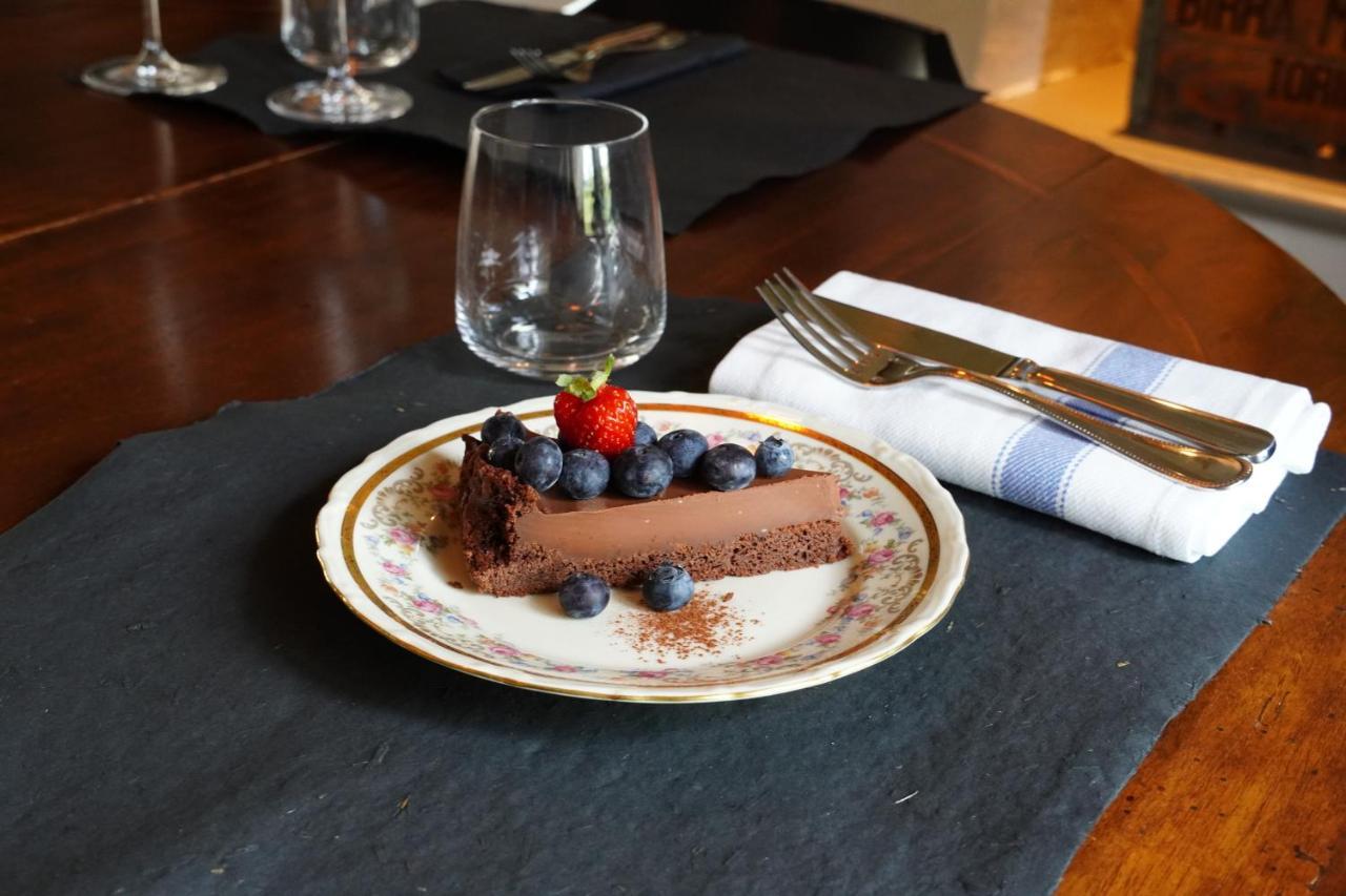 La Piazzetta Degli Artisti - Boutique B&B Bossolasco Eksteriør billede